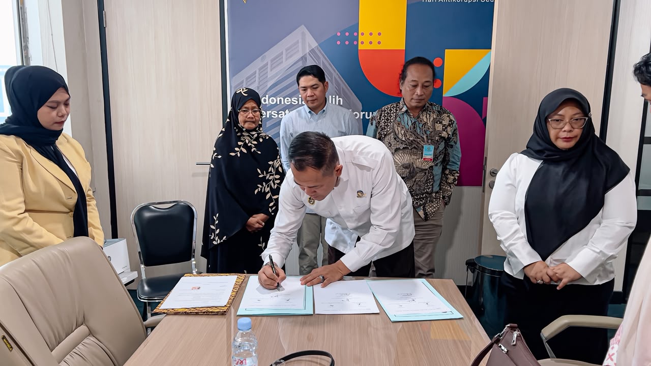 Kementerian Perhubungan Fasilitasi Penyerahan Santunan dan Asuransi kepada Ahli Waris ABK yang Hilang di Laut